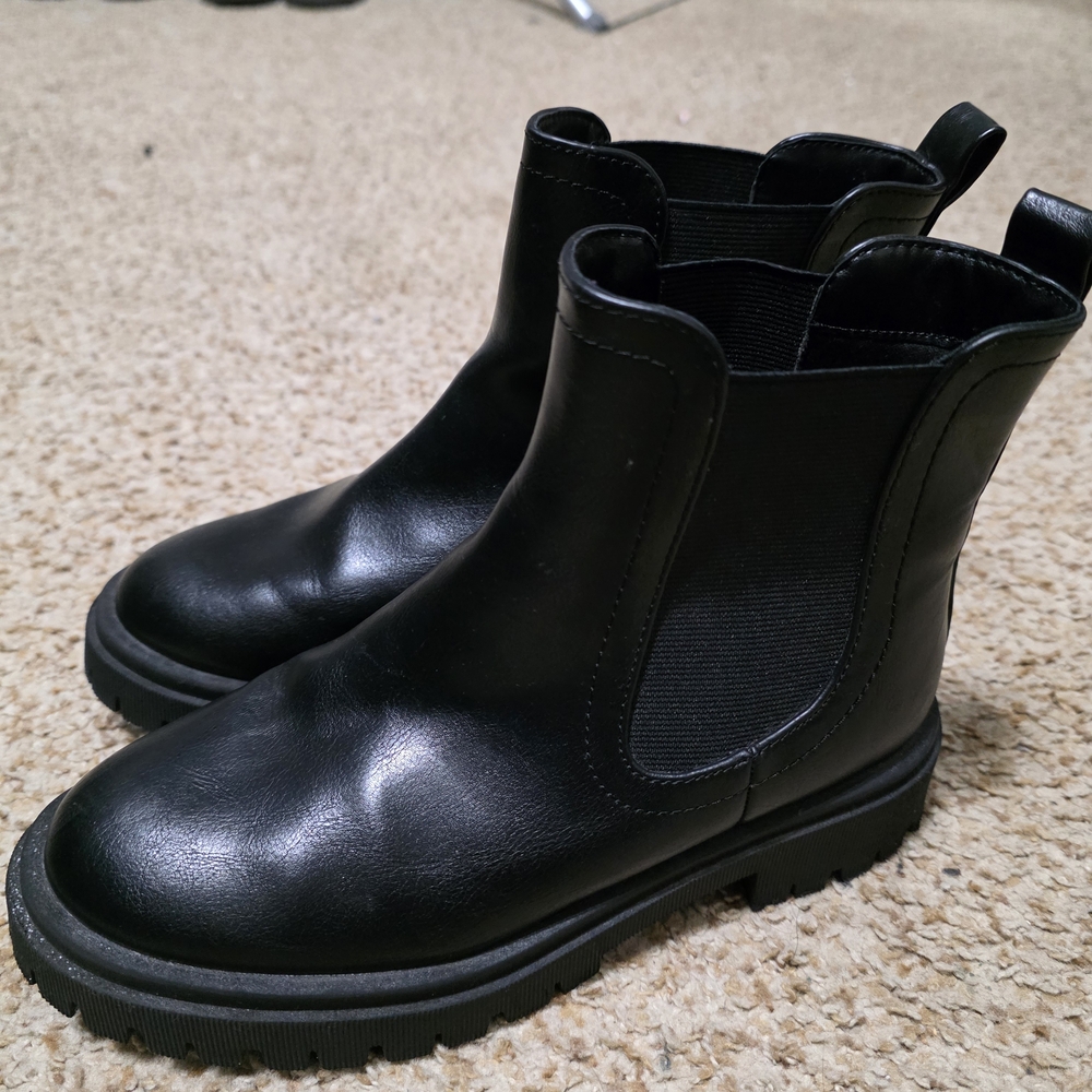 Old Navy Kids Black Ankle Boots